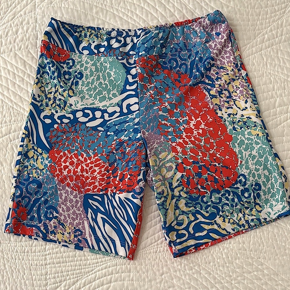 Tee 2 Sea Resort Shorts Golf Swim Biking Fitness
Red blue tropical colorful M